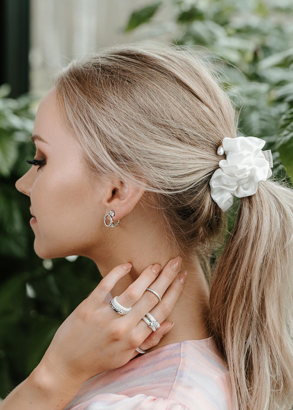 Luxury Silk Scrunchie - Pearl