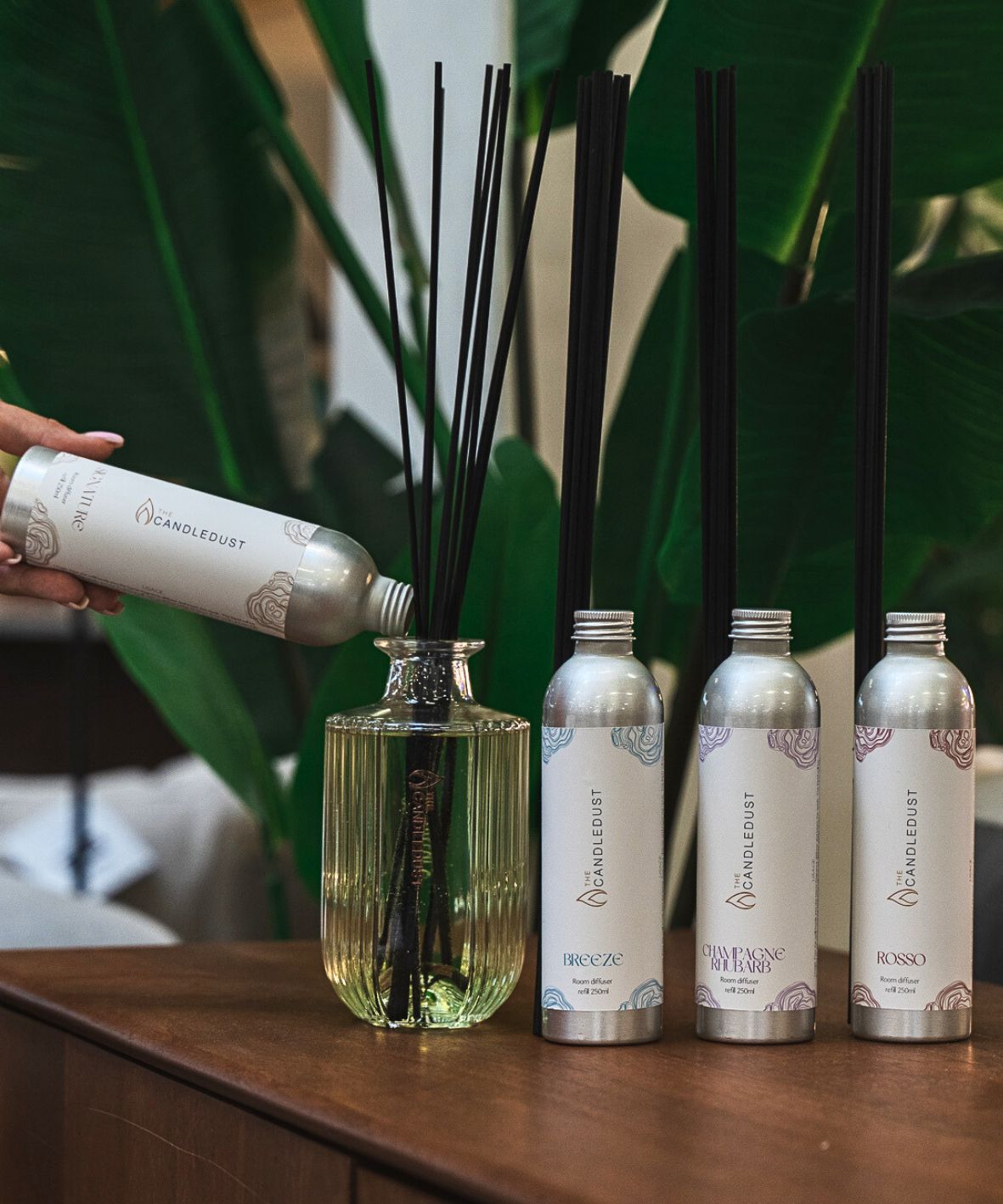 Ylellinen huonetuoksu täyttöpullo, 250ml – Samppanjaraparperi